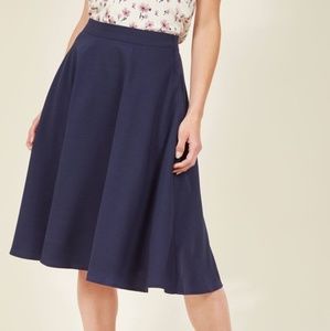 Modcloth just this sway midi navy skirt size s